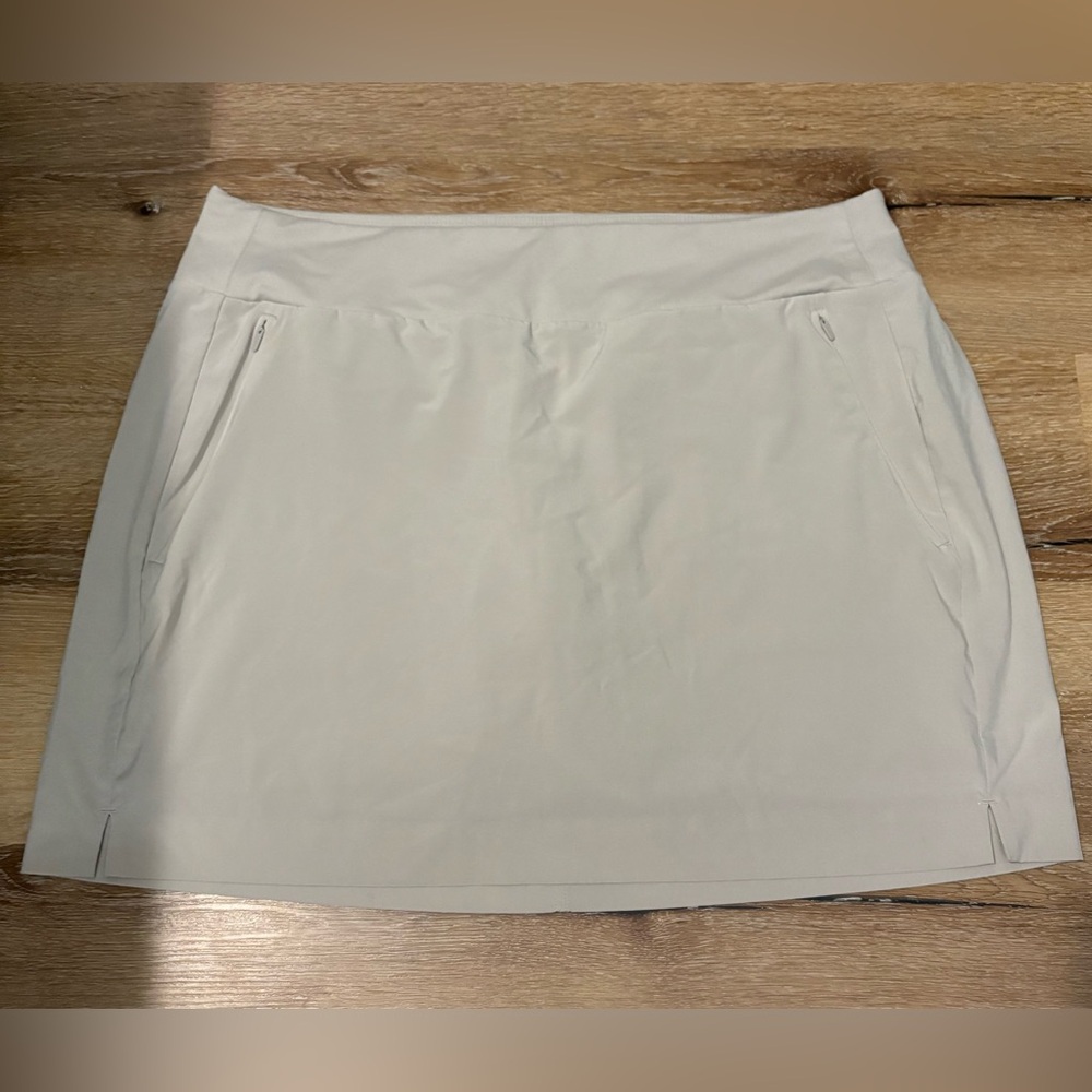 Athleta SoHo Skort Structured Tennis Skirt with 5.5” Shorts in Light Beige - Picture 2 of 8